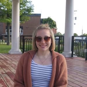 Meet your Posher, Ashley